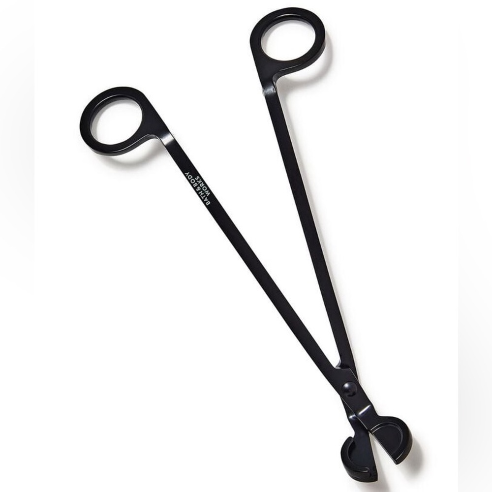 Bath & Body Works Candle Trimmer
Candle Accessories NWT MSRP: $17.00